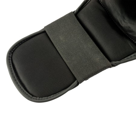 PROTECTOR PIERNA PROFESIONAL UFC