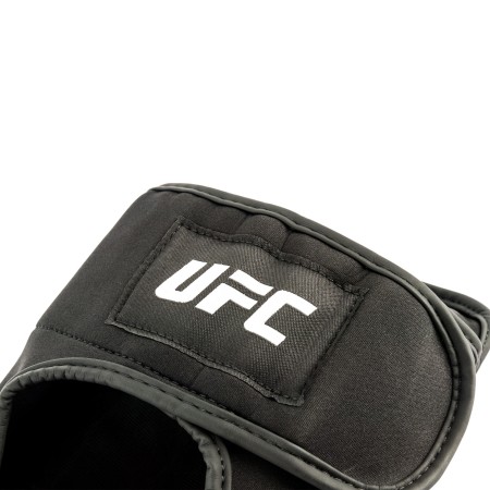 PROTECTOR PIERNA PROFESIONAL UFC