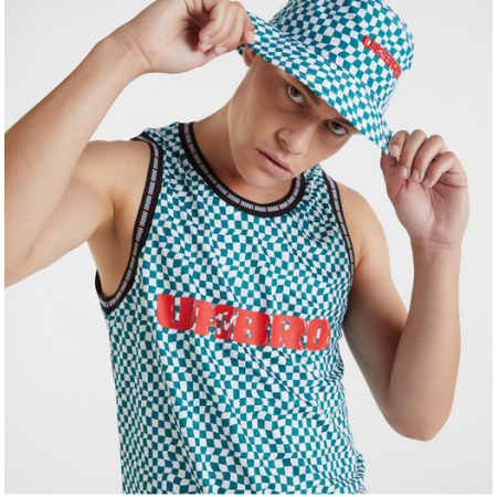 Gorro Umbro X MTV Bucket...