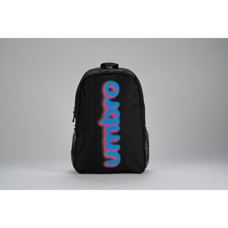 Mochila Umbro Stratus...